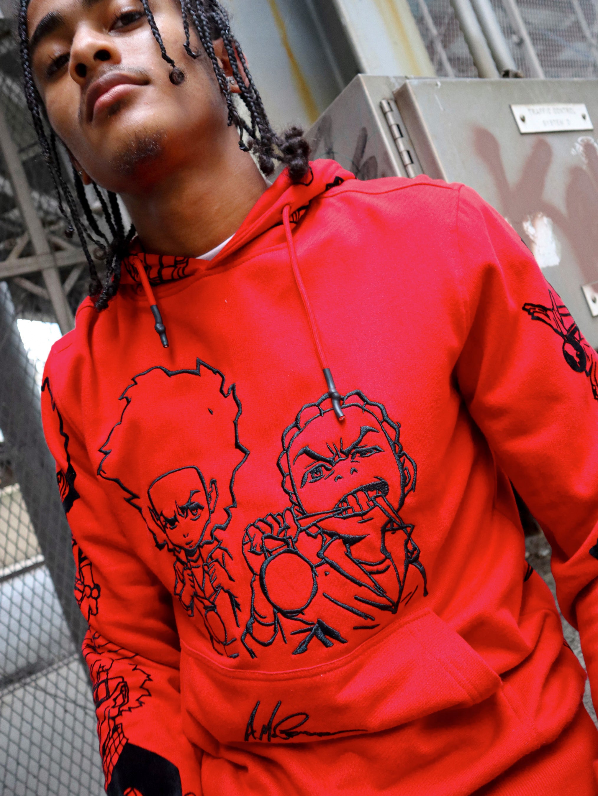 deKryptic x The Boondocks - Sudadera con capucha roja con contorno de ganadores de oro